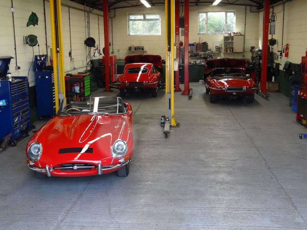 Epping Classic Cars | Unit 1, Eppingdene, Ivy Chimneys Road, Epping CM16 4EL, UK | Phone: 01992 578555