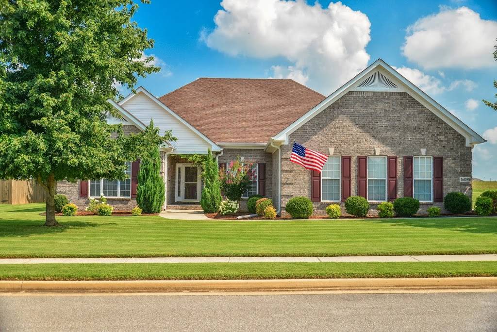 (For Sale By Owner) Listed It Myself, LLC | 4408 Dolly Ridge Cir, Birmingham, AL 35243, USA | Phone: (205) 538-0882