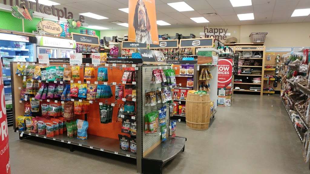 Petco Animal Supplies 650 Main Ave Norwalk Ct 06851 Usa
