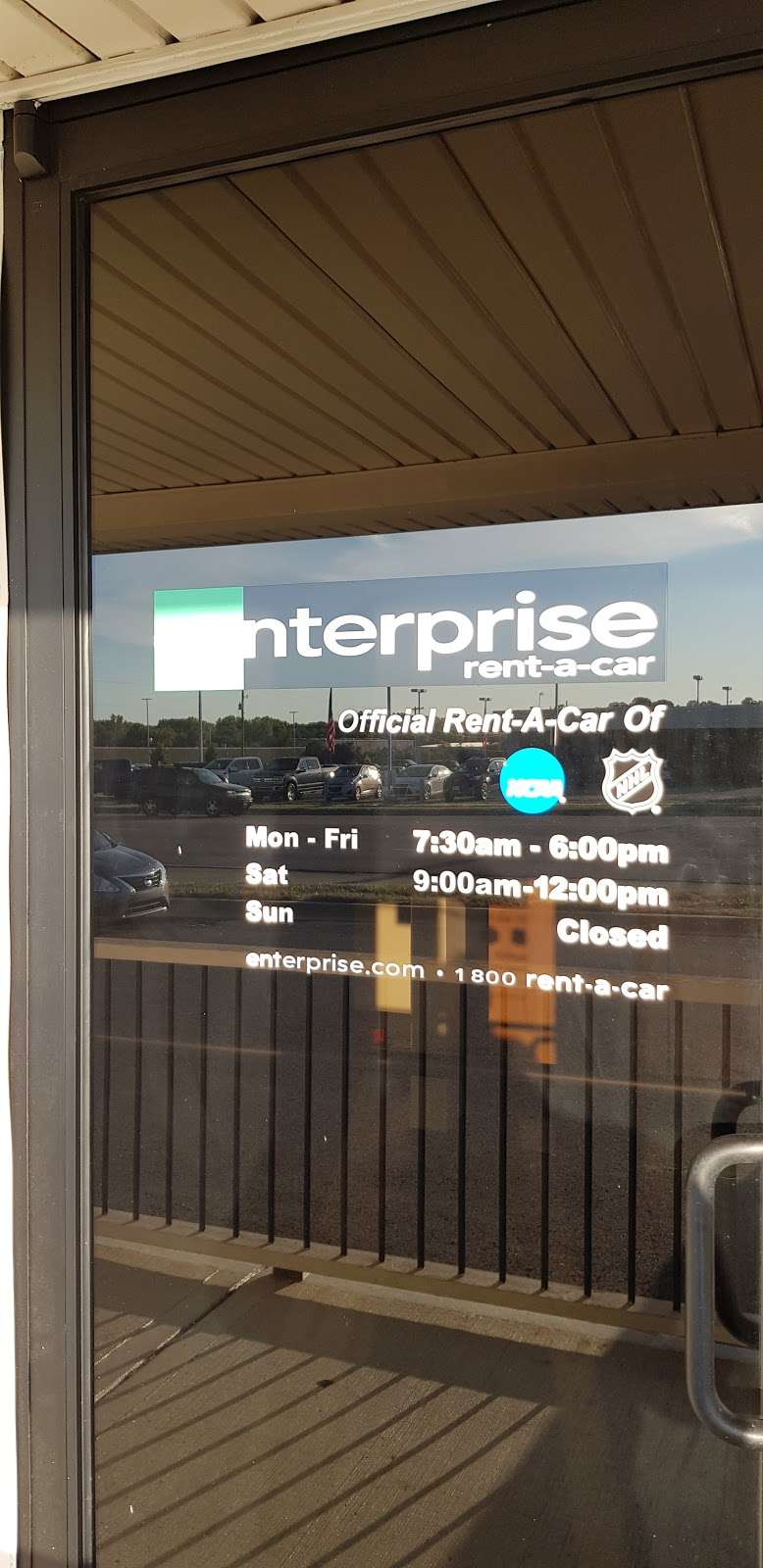 Enterprise Rent-A-Car | 4614 S 4th St, Leavenworth, KS 66048, USA | Phone: (913) 727-2222