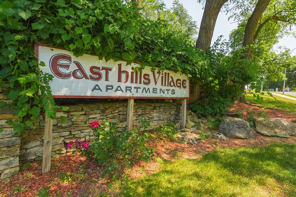 East Hills Village Apartments | 7575 Monroe Ave, Kansas City, MO 64132, USA | Phone: (816) 656-2771