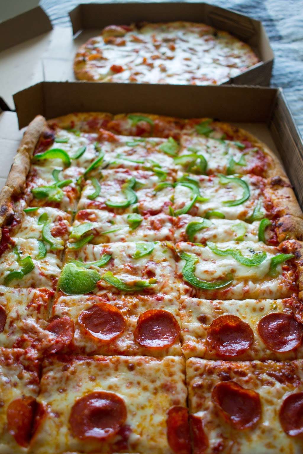 Bucks Pizza | 907 El Dorado Blvd, Houston, TX 77062 | Phone: (281) 474-2825