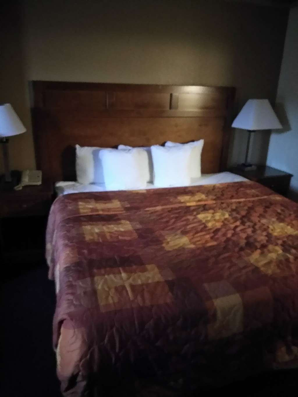 Southland Inn & Suites | 2850 W 159th St, Markham, IL 60426 | Phone: (708) 331-5000