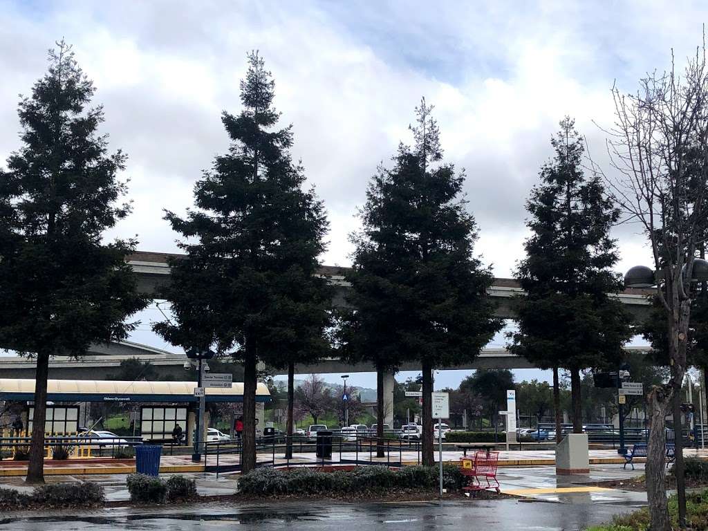 BikeLink : VTA Ohlone/Chynoweth Station | Chynoweth Ave, San Jose, CA 95136, USA | Phone: (888) 540-0546