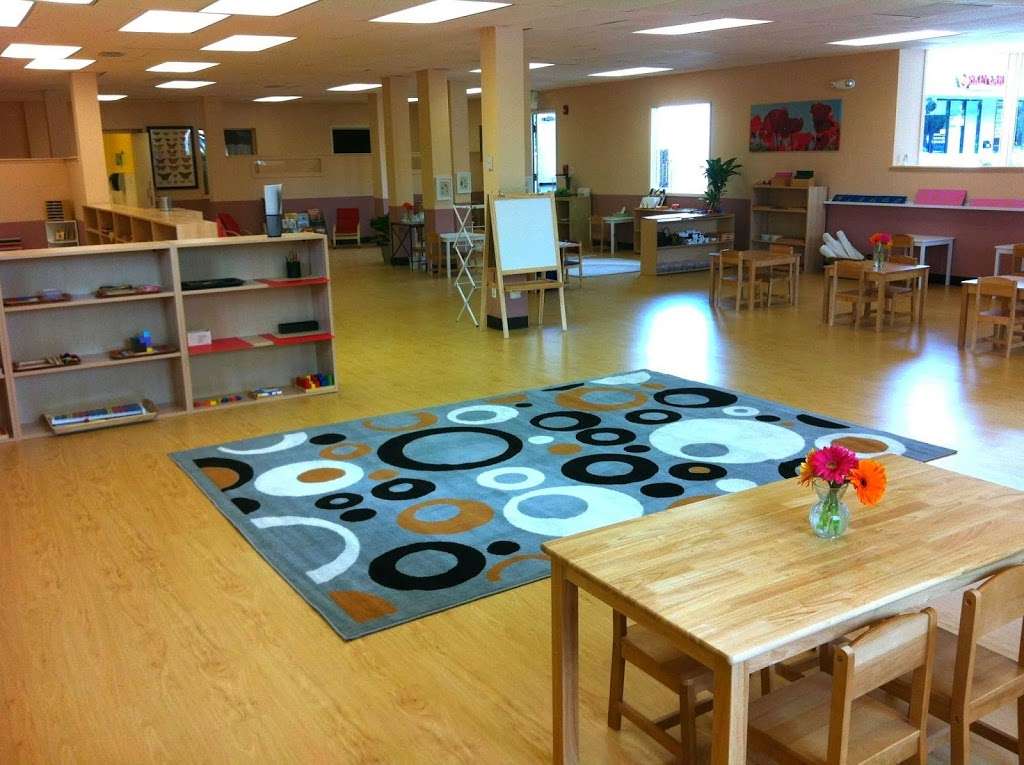 Childrens World Bilingual Montessori School | 820 Kiely Blvd, Santa Clara, CA 95051, USA | Phone: (408) 247-8600