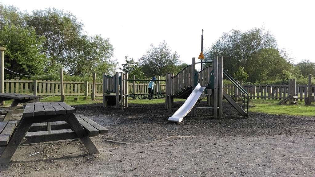 Leybourne Lakes Country Park | Leybourne ME20 6AA, UK | Phone: 01634 243397