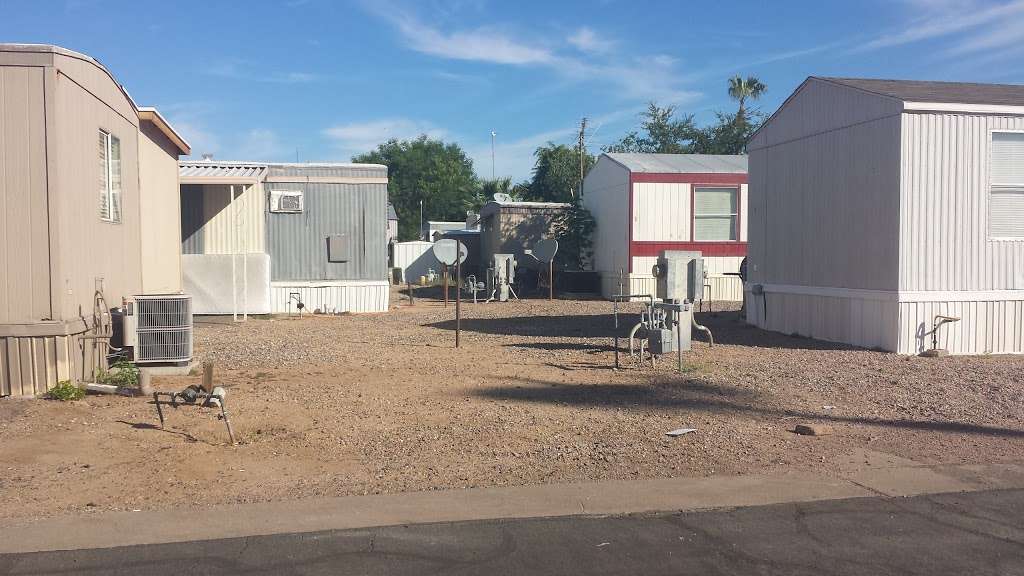 Shadow Ridge Estates Family Mobile Home Park | 8595 N 71st Ave, Glendale, AZ 85301, USA | Phone: (623) 693-8177