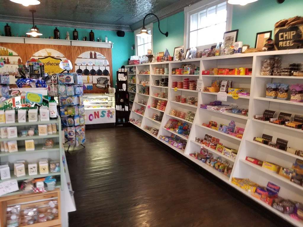 Chantilly Goods Ice Cream Shoppe | 200 Bridge St, Weissport, PA 18235, USA | Phone: (610) 379-4767