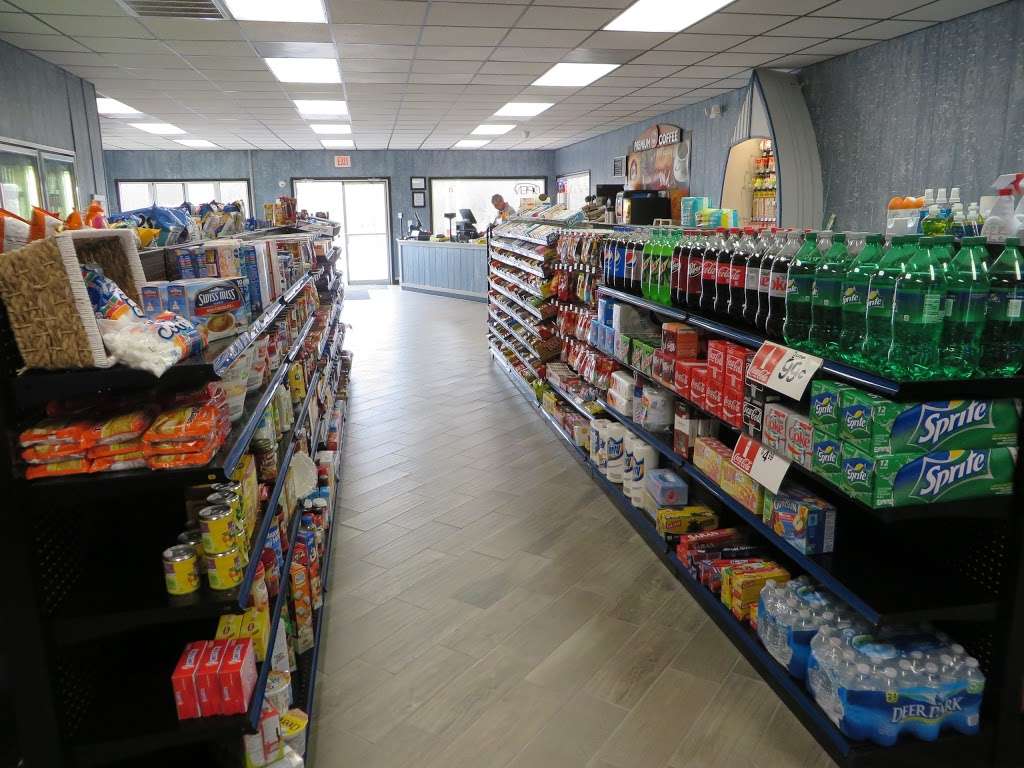 Hunters Landing at The Cove Convenience Store | 6320 Belmont Rd, Mineral, VA 23117, USA | Phone: (540) 854-7007