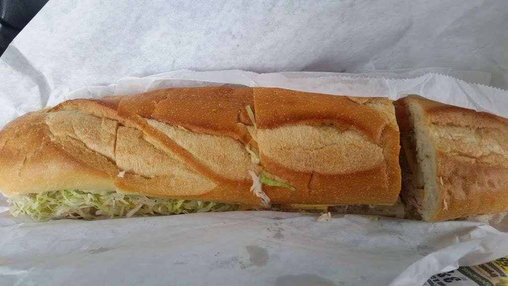 Martuccis Subs & Salads | 400 Lacey Rd, Manchester Township, NJ 08759, USA