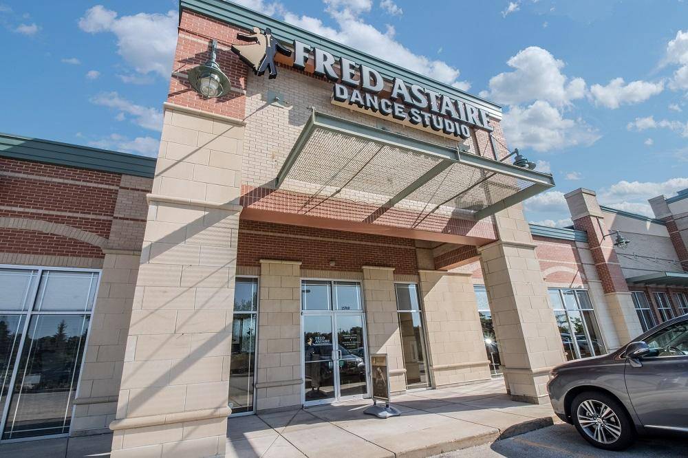 Fred Astaire Dance Studios - Brookfield | 15760 W Capitol Dr, Brookfield, WI 53005, USA | Phone: (262) 796-1121