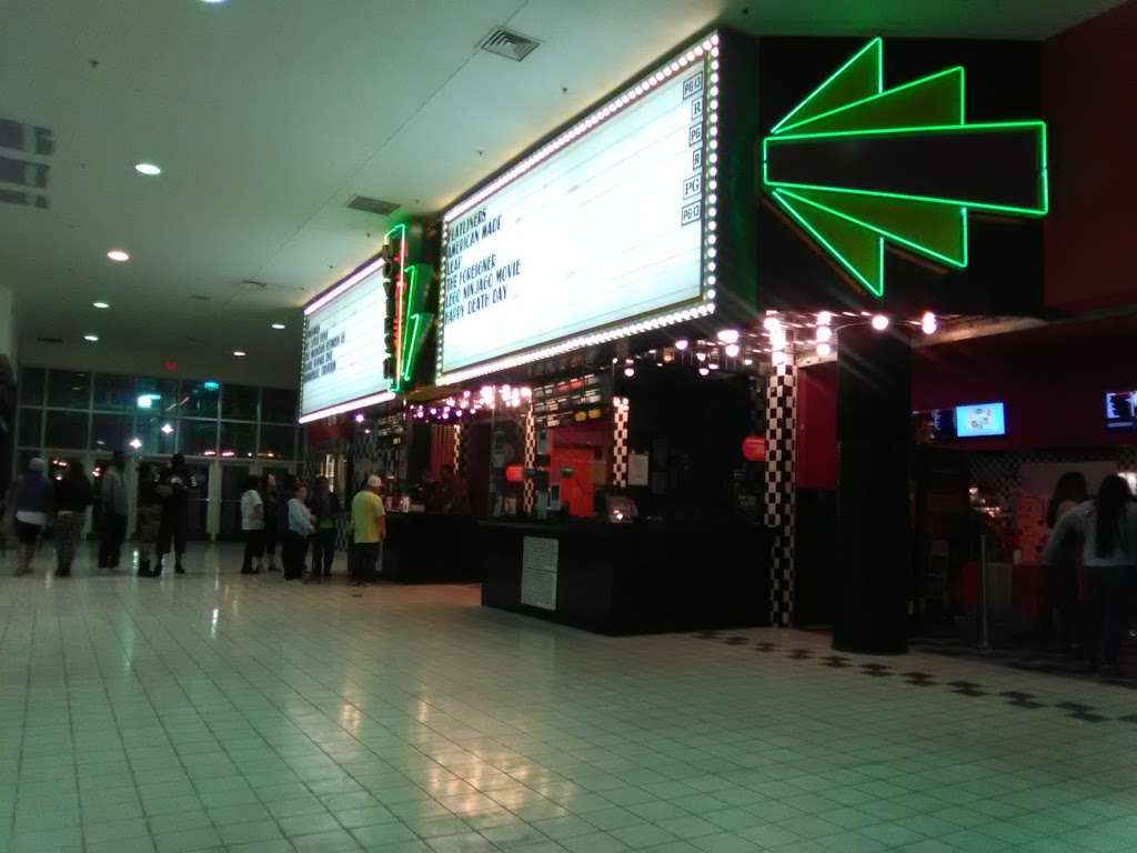 Cinemark Movies 12 | Mall of the Mainland, 10000 Emmett F Lowry Expy, Texas City, TX 77591, USA | Phone: (409) 986-7241