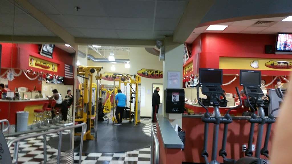 Retro Fitness | 1200 Welsh Rd, North Wales, PA 19454, USA | Phone: (215) 855-9290