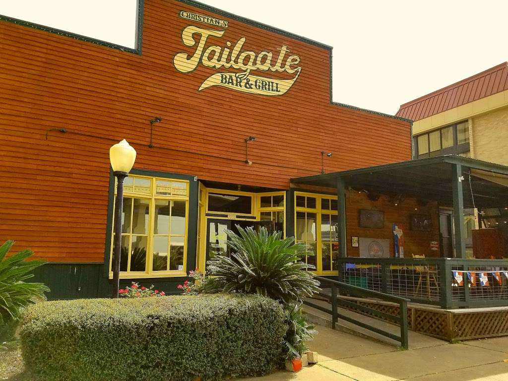 Christians Tailgate Bar & Grill | 1010 Hwy 6, Houston, TX 77079, USA | Phone: (281) 556-1010