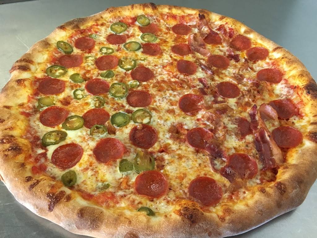 Sals Pizza | 922 E Apache Blvd, Tempe, AZ 85281, USA | Phone: (480) 248-9338