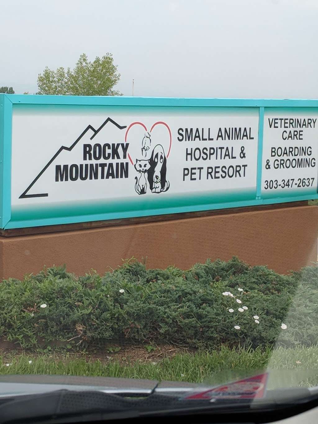 Rocky Mountain Small Animal Hospital | 1630 E County Line Rd, Highlands Ranch, CO 80126, USA | Phone: (303) 347-2637