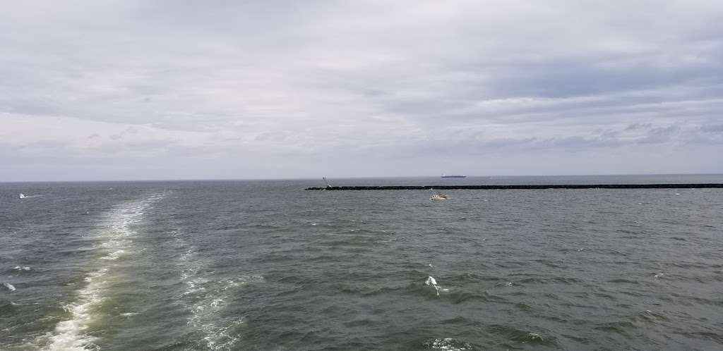 Outer Delaware Breakwater | Harbor of Refuge, DE, USA