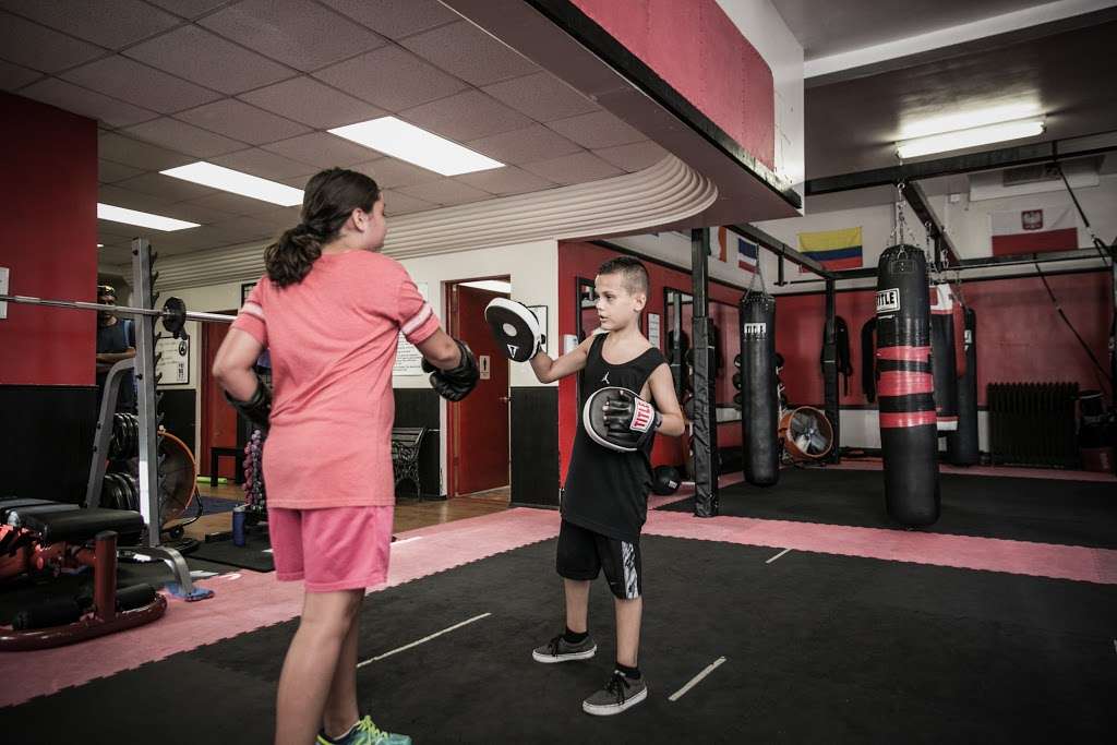 Pro Boxing Fitness | 5 S Spring St, Elgin, IL 60120 | Phone: (224) 227-7785