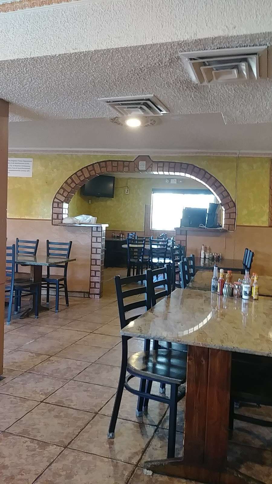 El Taco Loco Mexican Restaurant | 644 S Main St, Brighton, CO 80601, USA | Phone: (303) 637-7500