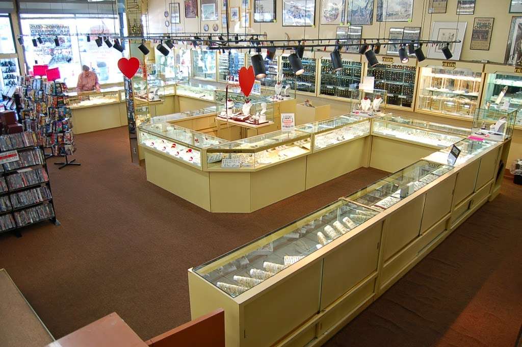 Peoples Pawn & Jewelry - Lauderdale Lakes | 3260 FL-7, Lauderdale Lakes, FL 33319, USA | Phone: (954) 731-7296