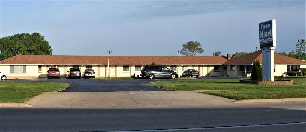 Thomas Motel | 1137, 840 N Wisconsin St, Elkhorn, WI 53121, USA | Phone: (262) 723-2955