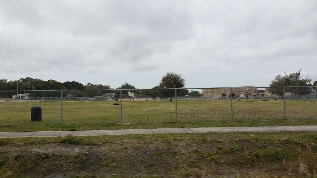 Gray Middle School | 205 E Magnolia St, Groveland, FL 34736 | Phone: (352) 429-3322