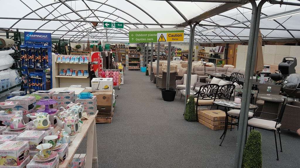 Potters Bar, a Wyevale Garden Centre | Dancers Hill Road, Bentley Heath Ln, Potters Bar, Barnet EN5 4RR, UK | Phone: 0844 288 5110