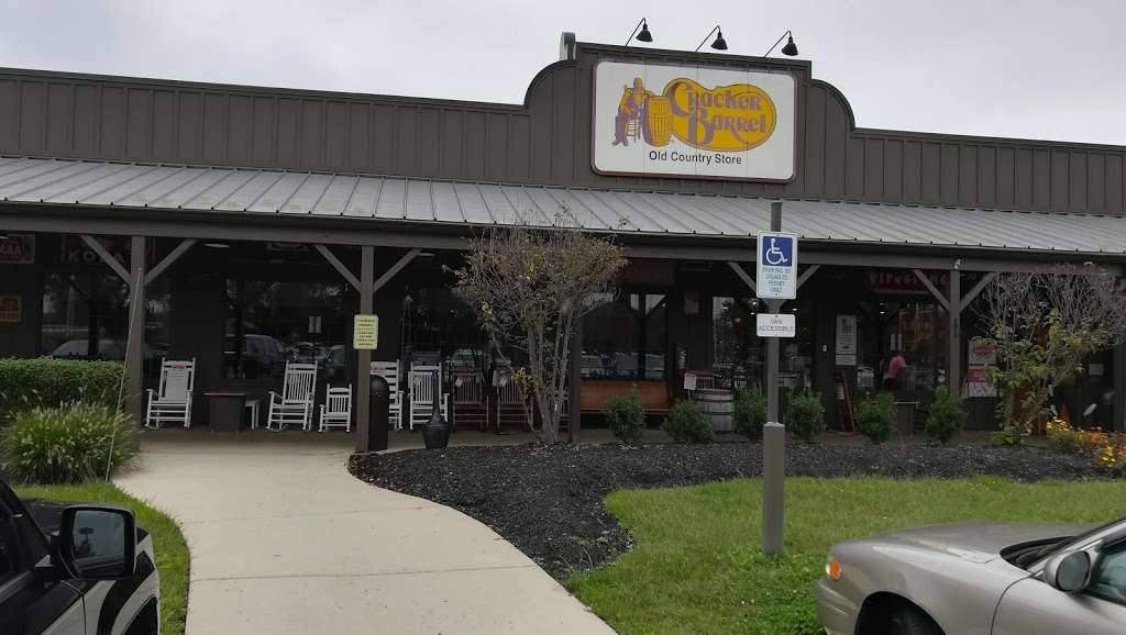 Cracker Barrel Old Country Store | 427 N Broadway, Pennsville, NJ 08070 | Phone: (856) 299-1771