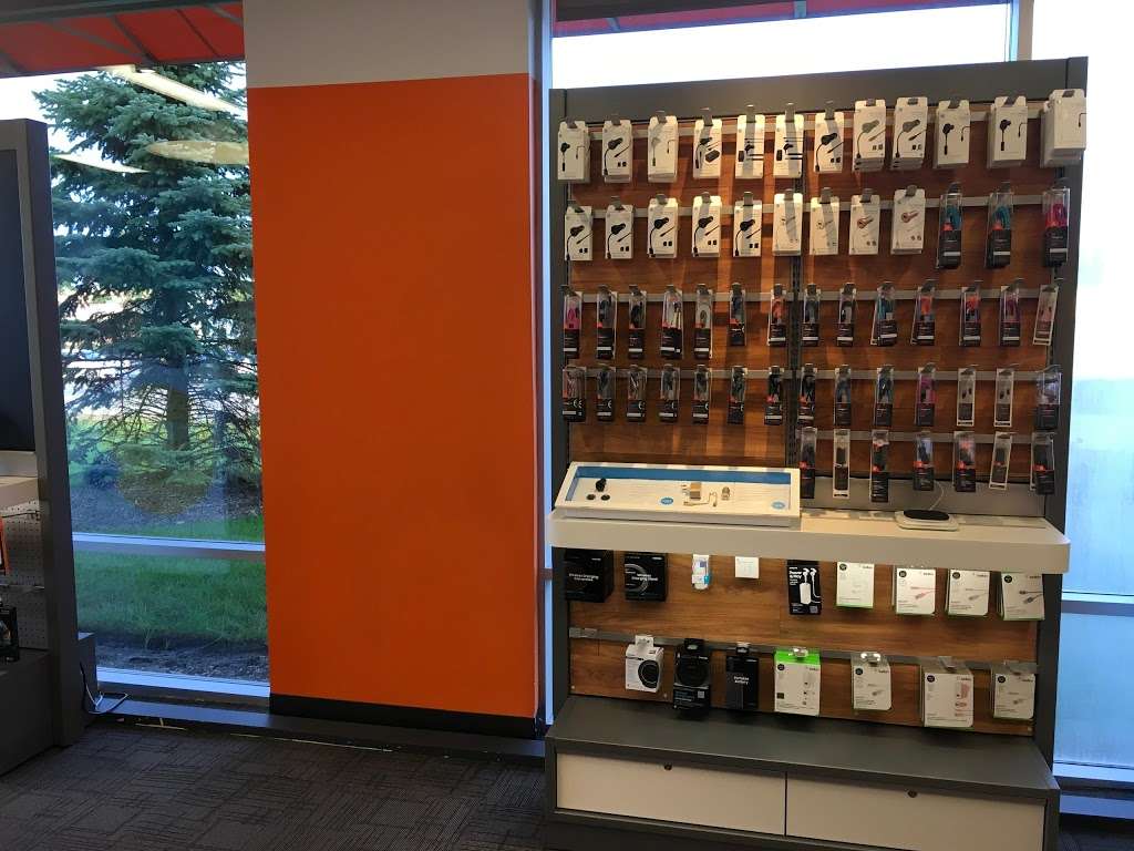 AT&T Store | 201 N Randall Rd, Batavia, IL 60510, USA | Phone: (630) 482-9570