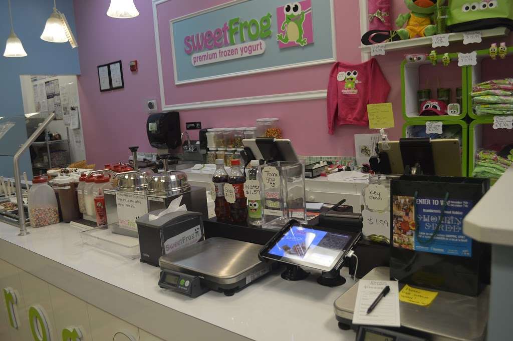 Sweet Frog | 22855 Brambleton Plaza #106, Brambleton, VA 20148, USA | Phone: (703) 327-3111