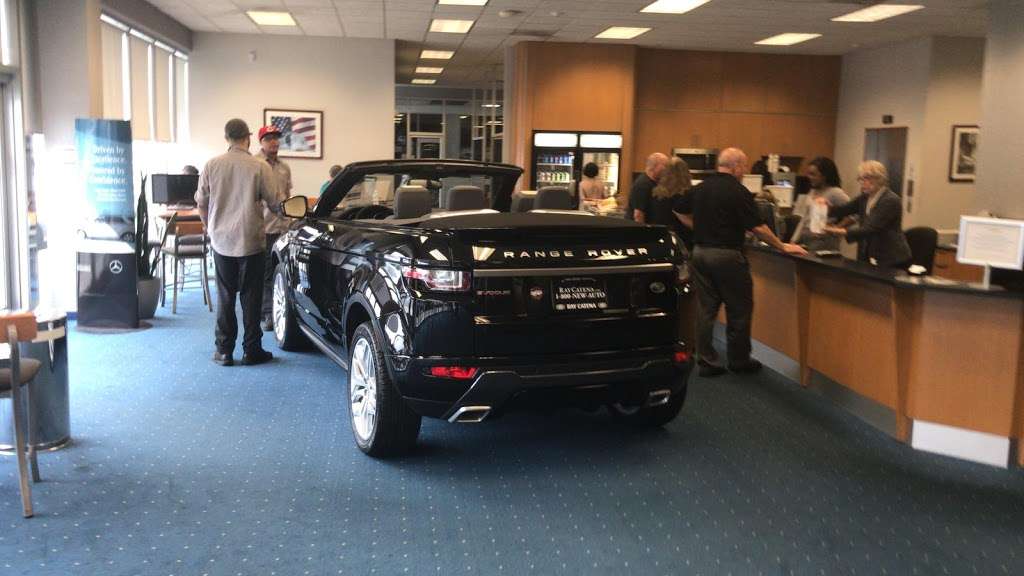 Ray Catena Land Rover | 920 US-1, Edison, NJ 08817, USA | Phone: (732) 205-9000