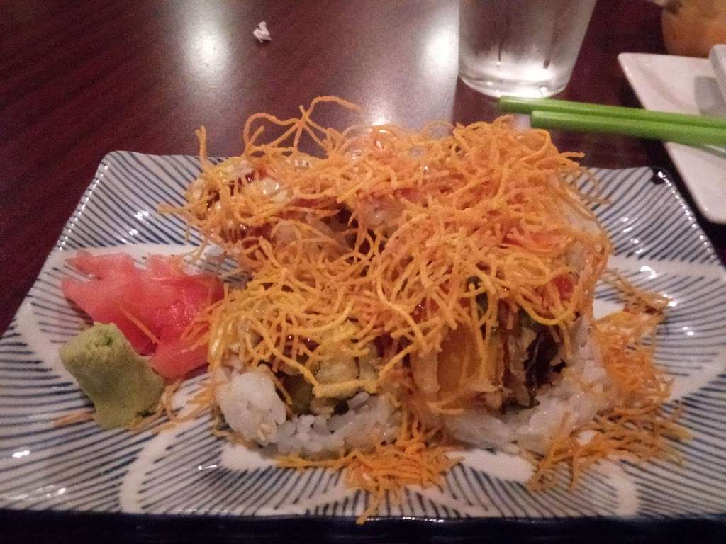 Kimberli Sushi bar & Restaurant | 2547 W Lawrence Ave, Chicago, IL 60625, USA | Phone: (773) 942-7351