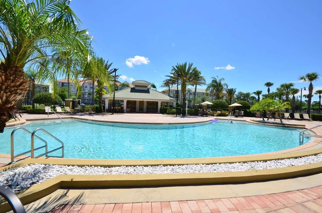 Vista Cay Resort by Rent Sunny Florida | 9902 Universal Blvd, Orlando, FL 32819 | Phone: (407) 867-1991