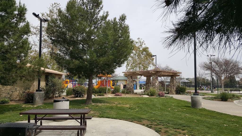 Sycamore Hills Park | 11075 Mayberry St, Fontana, CA 92337, USA | Phone: (909) 349-6900