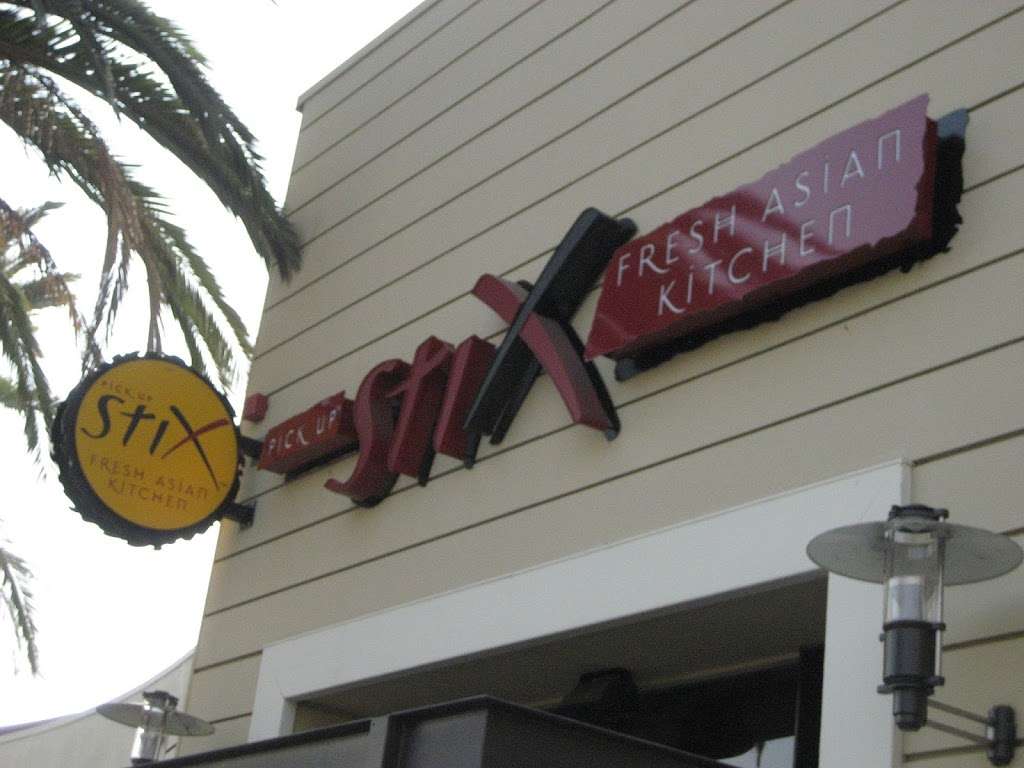 Pick Up Stix Fresh Asian Flavors | 1129 Fremont Ave Suite E, Alhambra, CA 91803, USA | Phone: (626) 281-2233