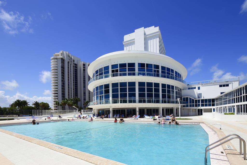 Miami Vice Suites | 5445 Collins Ave Suite CU8, Miami Beach, FL 33140, USA | Phone: (305) 608-8691