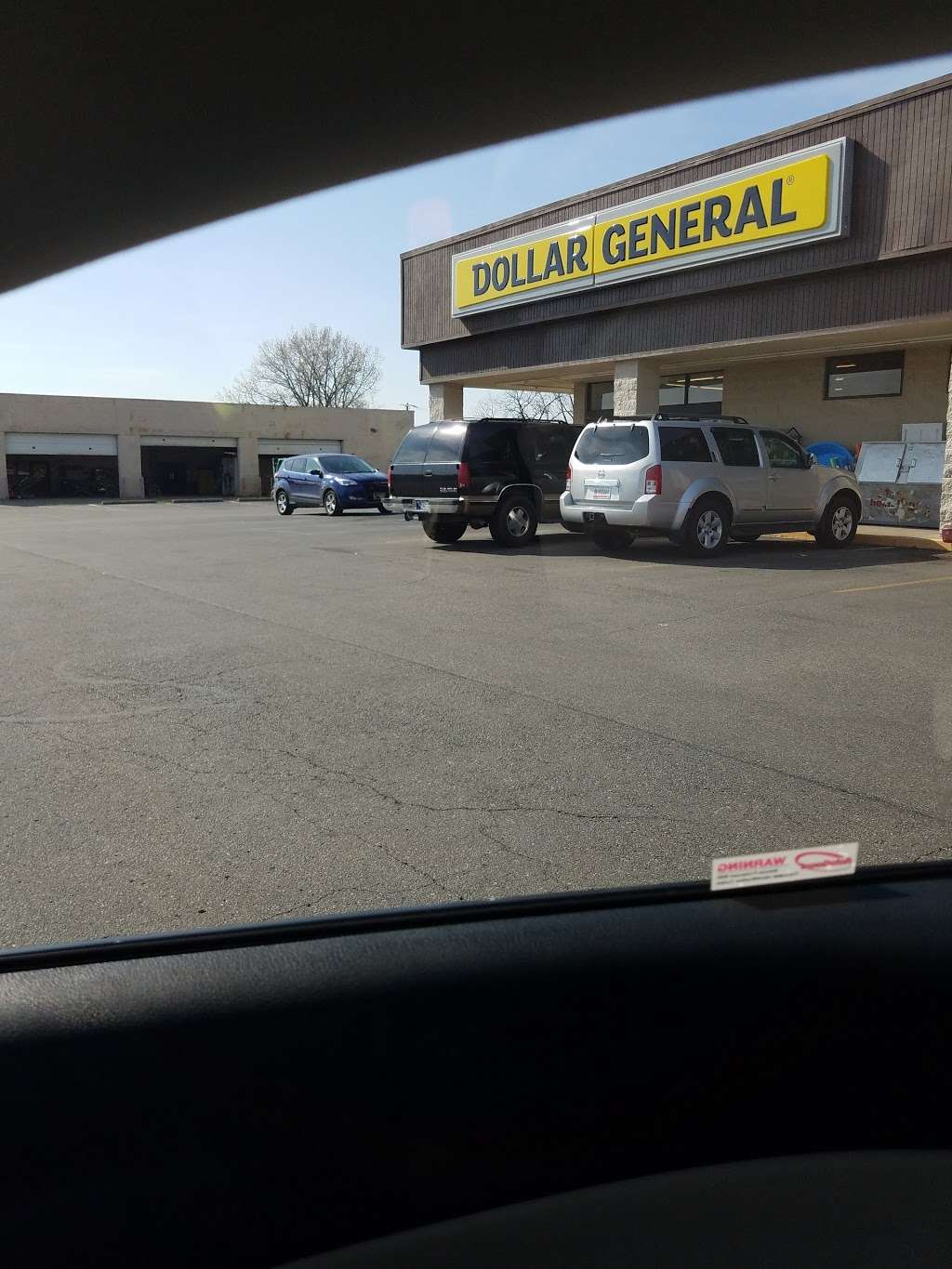 Dollar General | 2000 W Main St, Greenfield, IN 46140, USA | Phone: (317) 467-6381