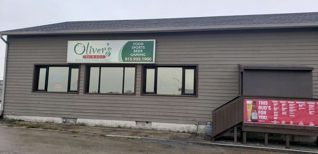 Olivers Bar & Grill | 2122 W Station St, Kankakee, IL 60901, USA | Phone: (815) 935-1900