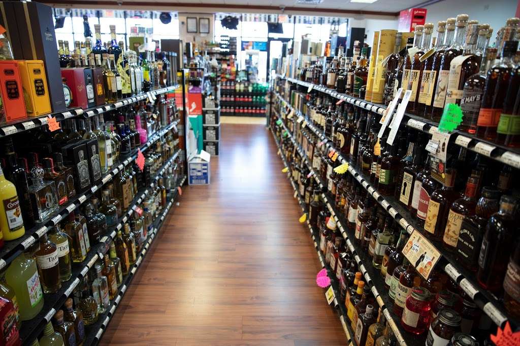 Extra Value Wines & Spirits | 3091 Hwy 20 Suite 107-108, Elgin, IL 60124 | Phone: (847) 841-7232