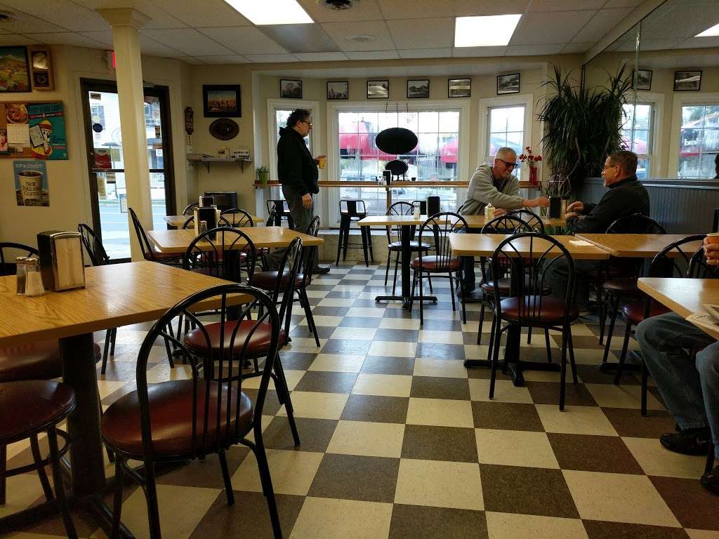 Kingston Deli & Cafe Inc | 52 Main St, Kingston, NJ 08528 | Phone: (609) 497-1253