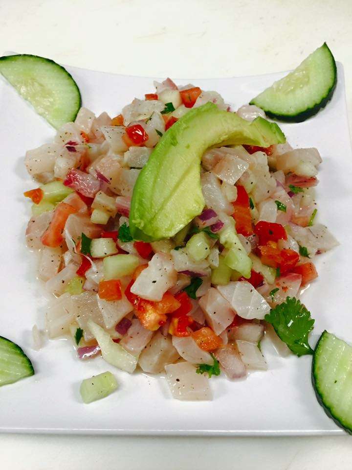 Mariscos Los Plebes - 9131 Citrus Ave b, Fontana, CA 92335