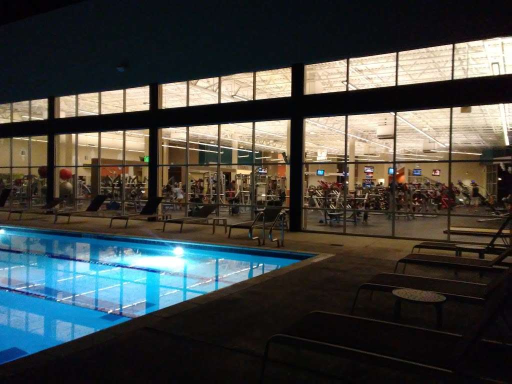 Golds Gym | 8935 TX-151, San Antonio, TX 78251, USA | Phone: (210) 200-6160