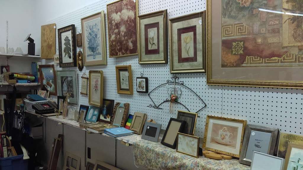 Treasure Chest in 666 NJ70, Lakehurst, NJ 08733, USA