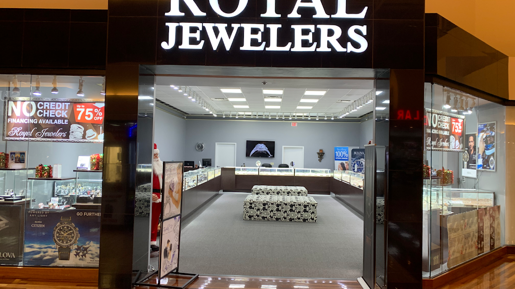 Royal Jewelers | 3000 Grapevine Mills Pkwy, Grapevine, TX 76051 | Phone: (972) 691-0000