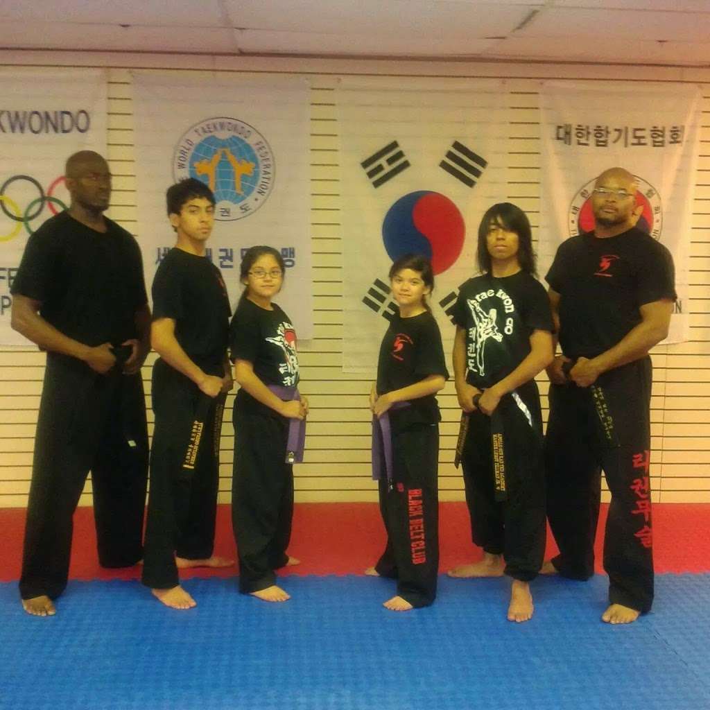 Taekwondo Athletes Program Coaching and Training USA | 11226 Veterans Memorial Dr, Houston, TX 77067, USA | Phone: (281) 519-0337