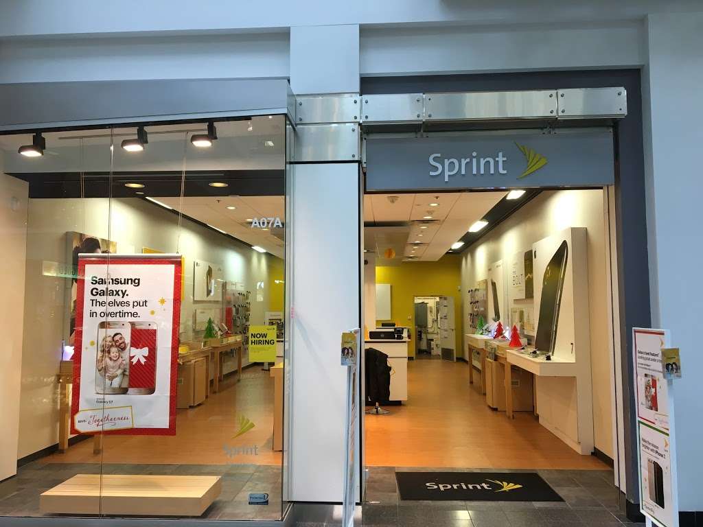 Sprint Store | 3333 W Touhy Ave, Suite A7A, Lincolnwood, IL 60712, USA | Phone: (847) 674-3439