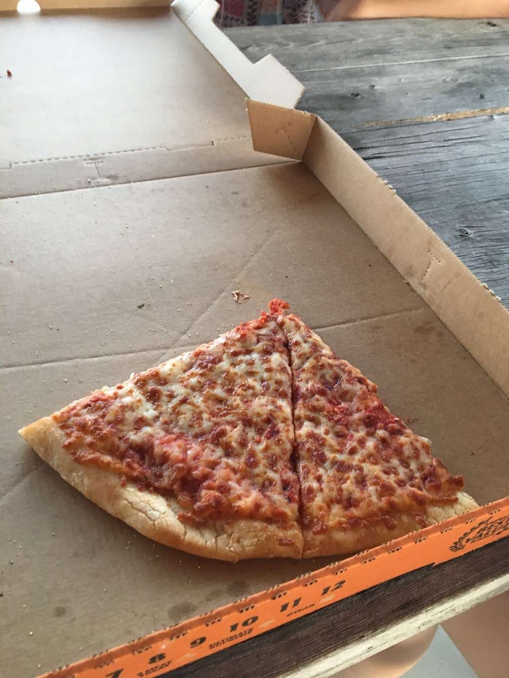 Little Caesars Pizza | 11374 Buchanan Trail E, Waynesboro, PA 17268, USA | Phone: (717) 765-4001