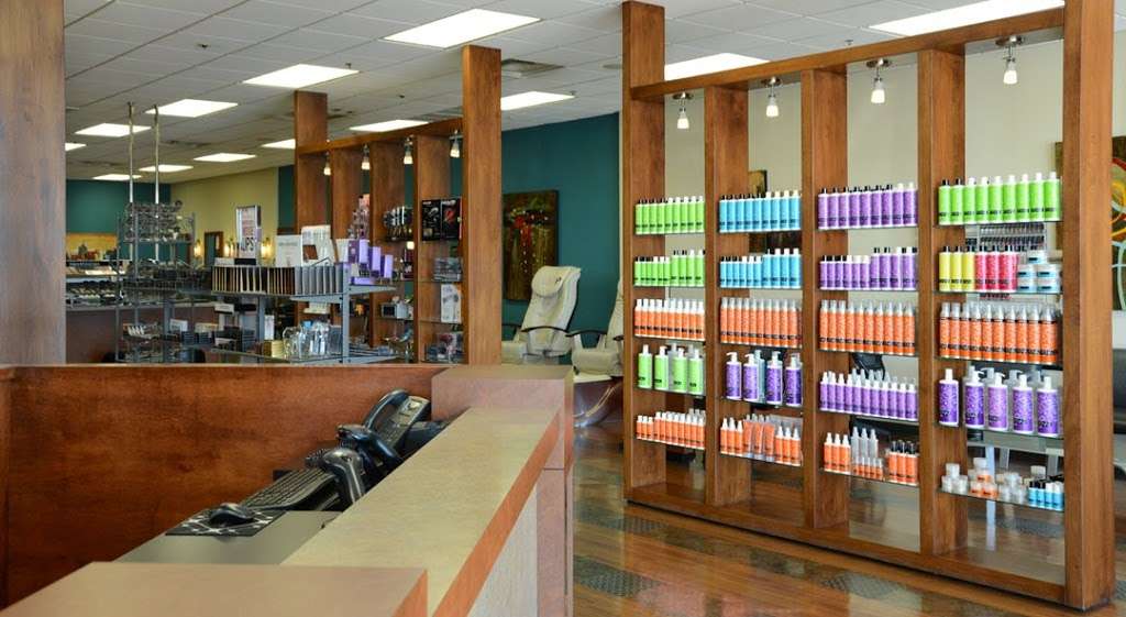 Salon Jaylee | 321 Colony Blvd, The Villages, FL 32162 | Phone: (352) 753-0055