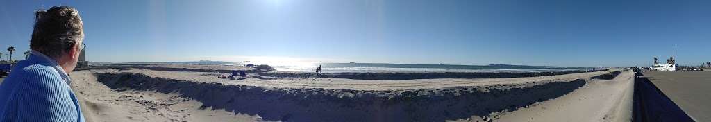 Silver Strand Beach Lot Entry Road | 5000 CA-75, Coronado, CA 92118, USA