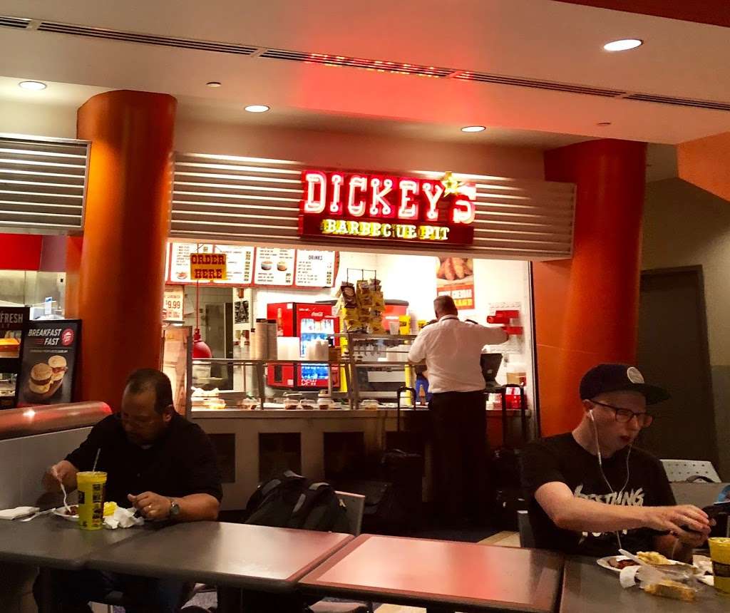 Dickeys Barbecue Pit | Terminal C, 2400 Aviation Dr Gate 6, Dallas, TX 75261, USA | Phone: (972) 973-4799